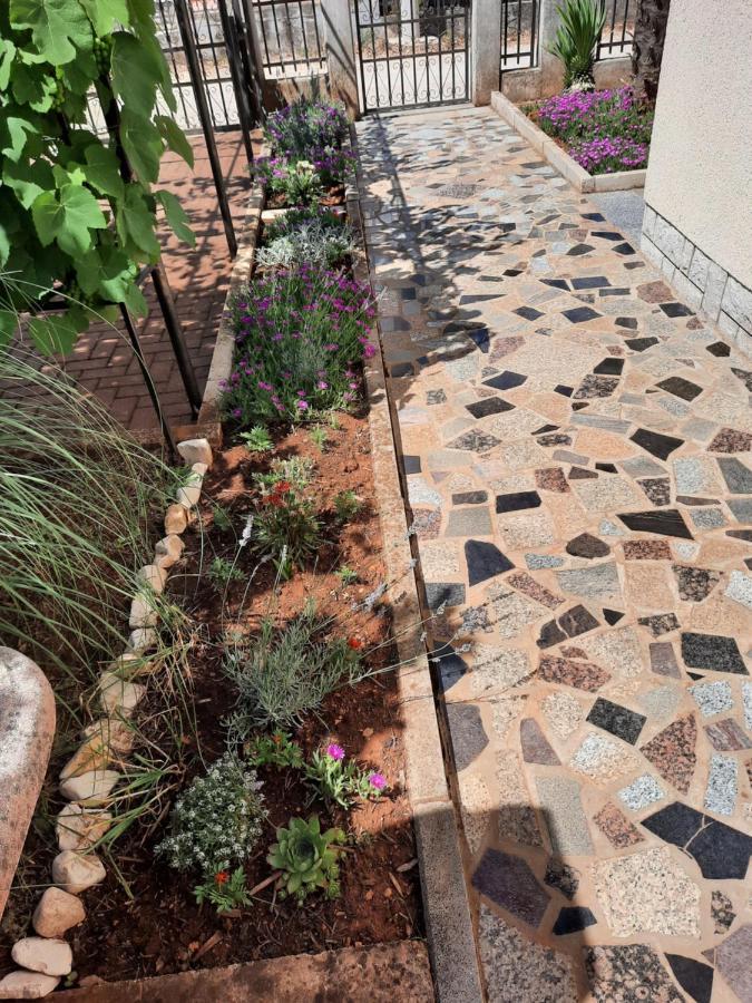 פורץ Apartments Marinela מראה חיצוני תמונה